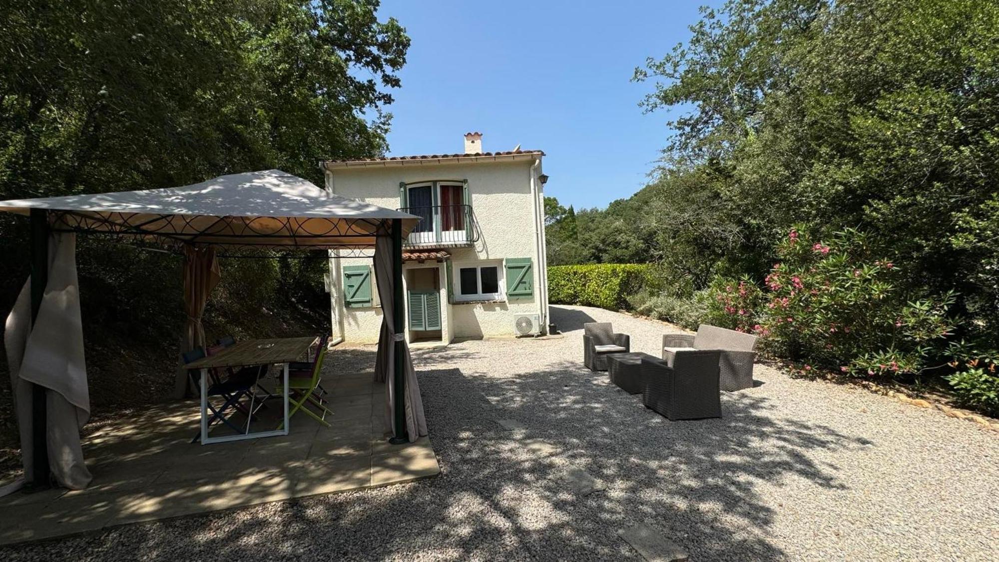 Maison Avec Piscine Chauffee Entre Mer Et Montagne Montauriol  Eksteriør bilde